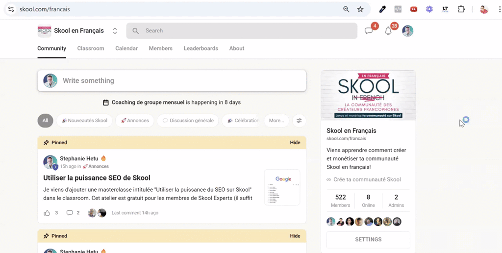 Comment traduire Skool en français